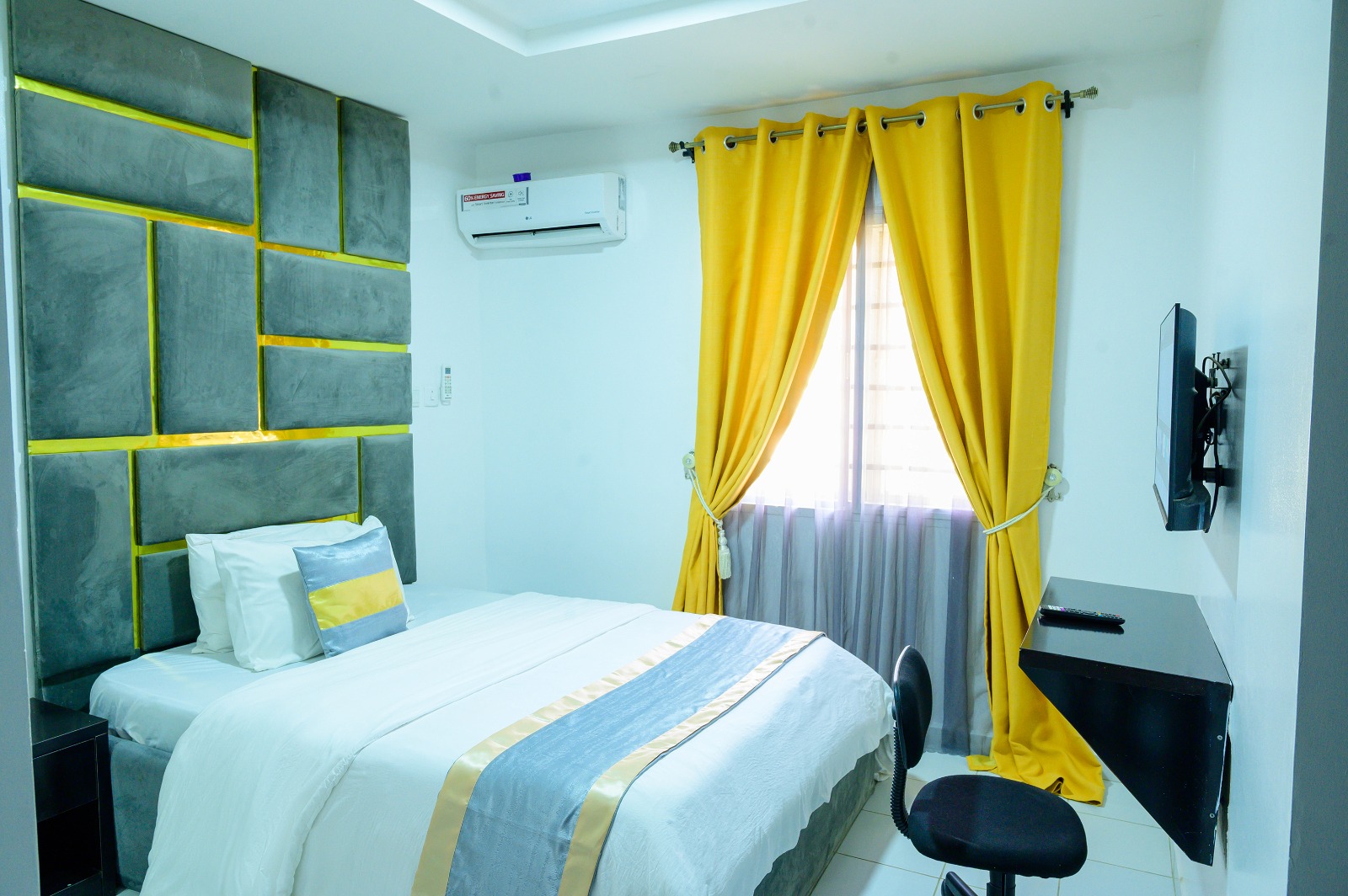 CC & CG Homes 4-Bedroom Shortlet Apartment Abuja Life Camp Apartment D 14